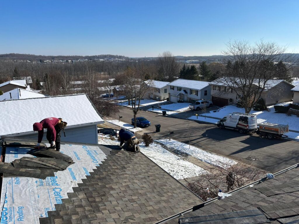 http://Semper%20Fi%20roofing%20project%20after%20a%20light%20snow%20-%2011/2023