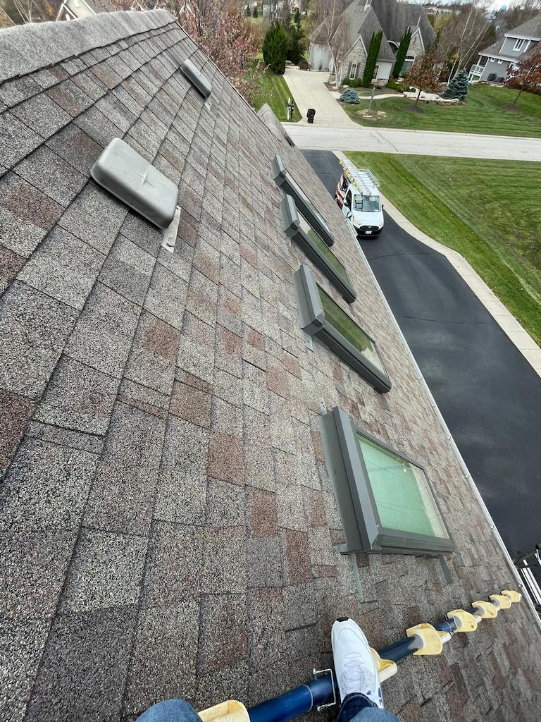 http://Roofing%20Project%20on%20a%20home%20in%20Milwaukee,%20WI%20(Roofer's%20POV)%20-%2011/2023
